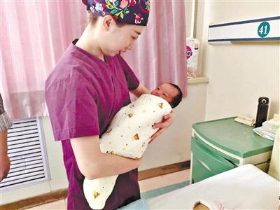 聲聲啼哭清亮 蘭州第一批“20后”閃亮登場！