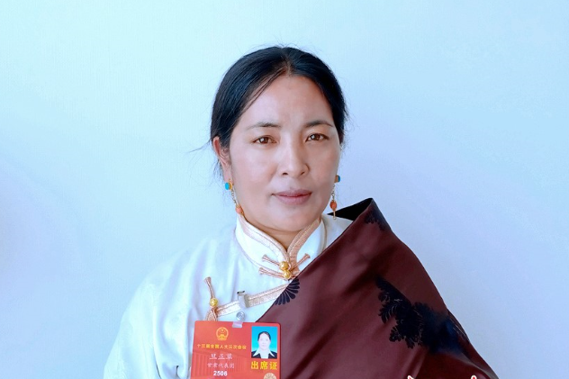 【代表委員說·醫(yī)療】旦正草代表：建議加大對基層醫(yī)療人才、物資支持力度