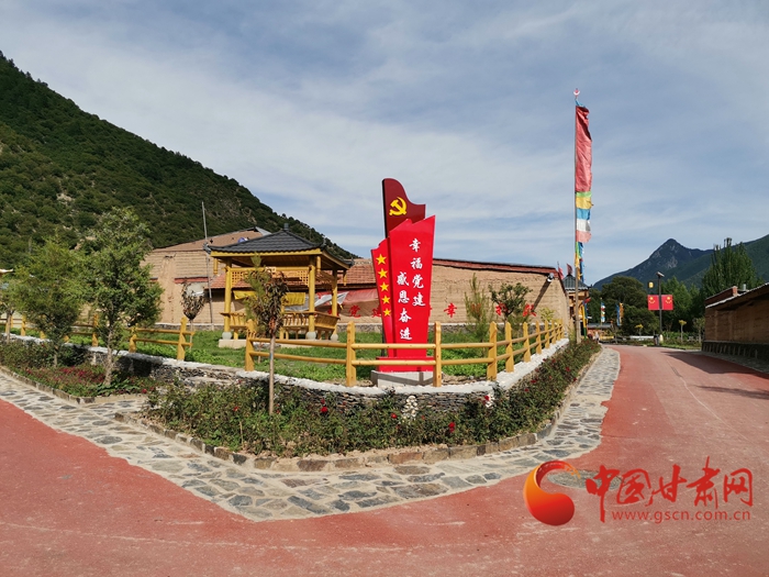 【蘭大新聞學子重走西北角】甘南迭部：村民吃上“文化飯”，搭上“旅游車”