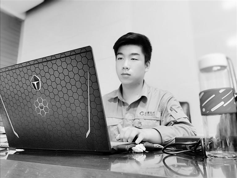 總書記的話兒記心間丨還沒畢業(yè)，工作就落實(shí)了!