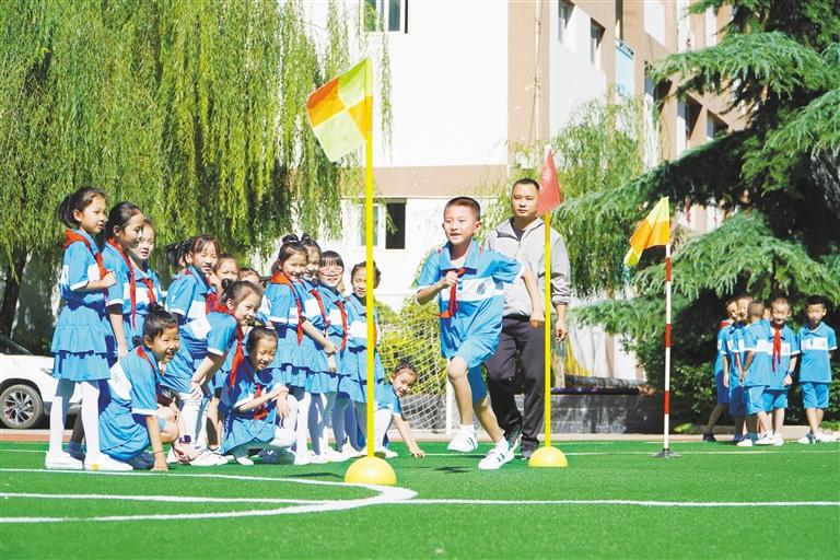 我們開學(xué)了！