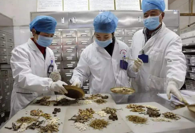 新冠肺炎疫情人物同防市民如何做？請看這里！