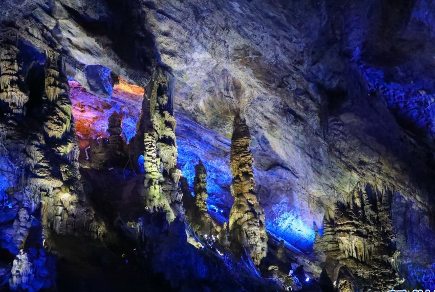 奇美萬(wàn)象洞