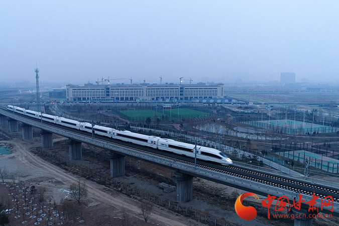 銀西高鐵全線通過(guò)安全評(píng)估 12月底正式開(kāi)通運(yùn)營(yíng)