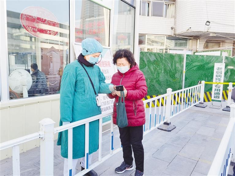 智能生活下，老年人的“數(shù)字鴻溝”如何跨越？