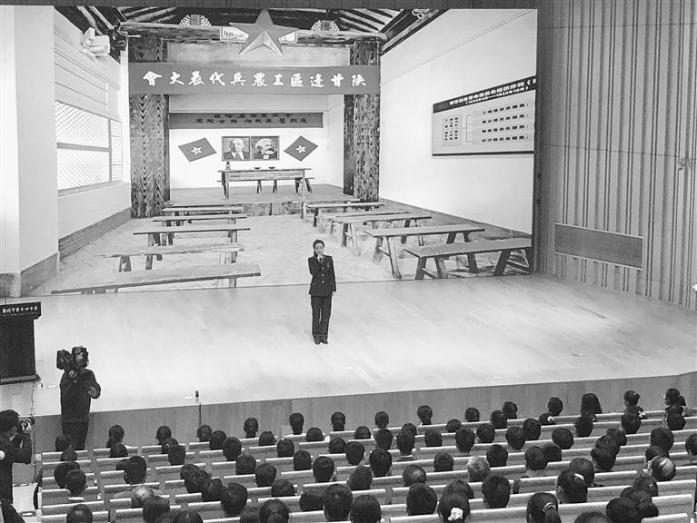 蘭州市開展“學黨史、頌黨恩、跟黨走”紅色文化進校園活動