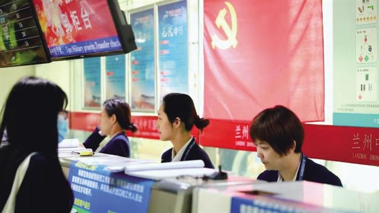 蘭州機(jī)場研發(fā)升級智慧中轉(zhuǎn)系統(tǒng)航班中轉(zhuǎn)無須提取行李和二次安檢