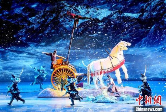 圖為《天下雄關(guān)》演出劇照。　高展 攝