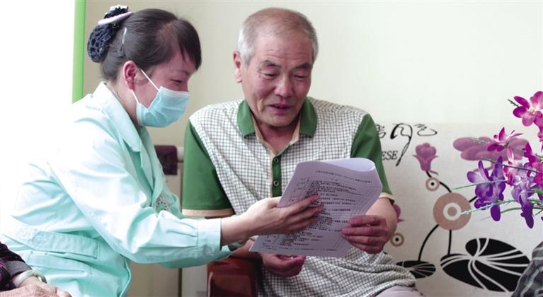 服務(wù)送進(jìn)門(mén) 養(yǎng)老不離家——蘭州市積極探索多種嵌入式養(yǎng)老模式 打造“沒(méi)有圍墻的養(yǎng)老院”