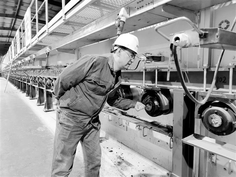 高溫下的堅(jiān)守，讓世界變得更“透明”