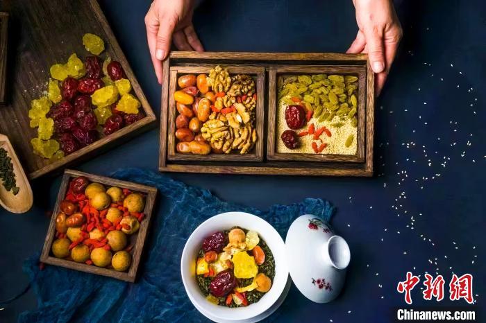 2023年5月，拍攝的臨夏蓋碗茶所需原料。(資料圖)臨夏市融媒體中心供圖