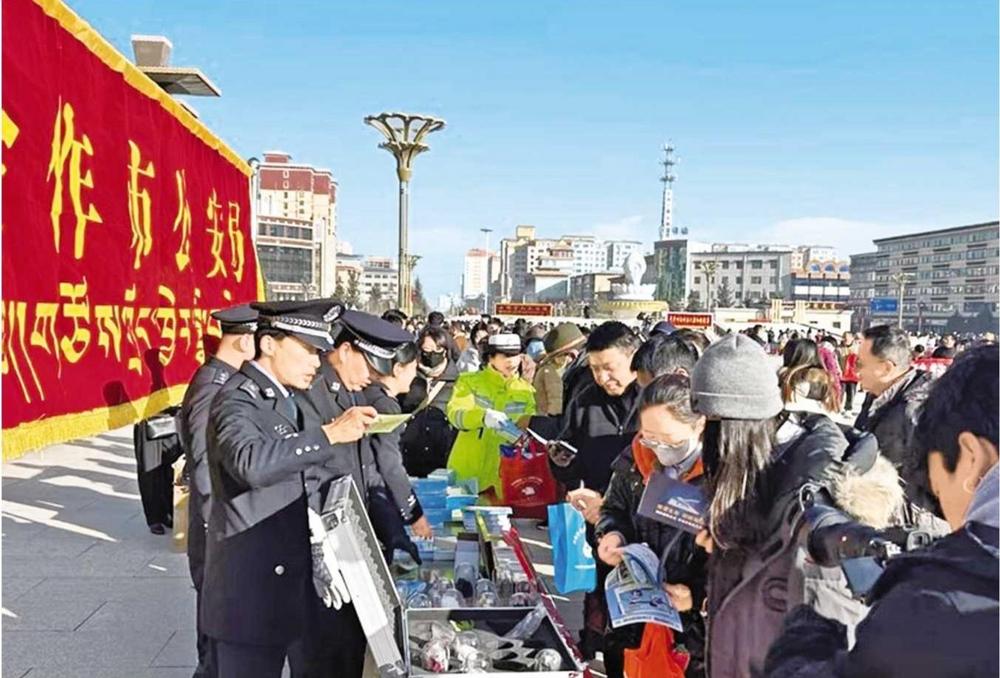 用法治澆灌民族團(tuán)結(jié)進(jìn)步之花——省民委以法治聯(lián)系點(diǎn)為載體推動(dòng)憲法精神落地生根